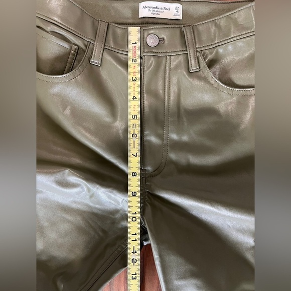 Abercrombie & Fitch 90s Relaxed Olive/Green Cargo Faux Leather Pants Y2K - Picture 11 of 11